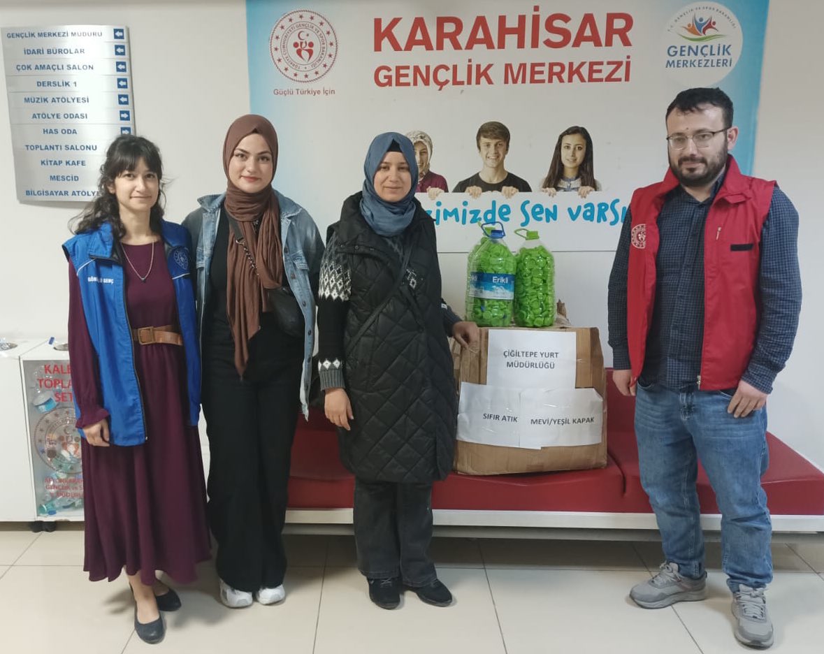 KYK Yurdunda Kalan Öğrenciler Çevre Dostu Hareket