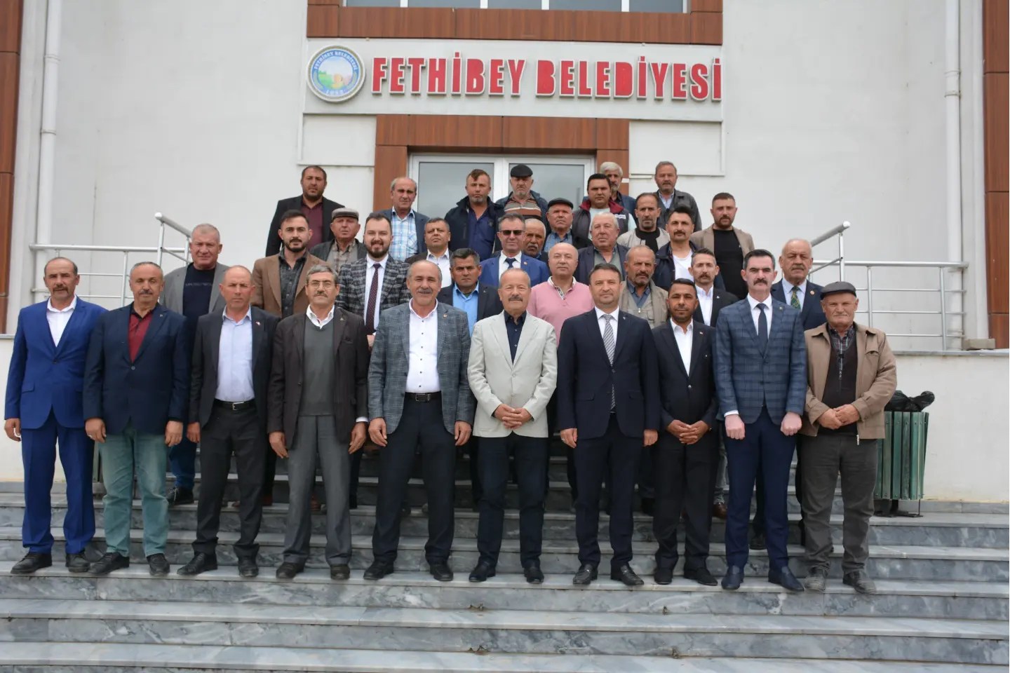 MHP HEYETİ FETİBEY’İ ZİYARET ETTİ