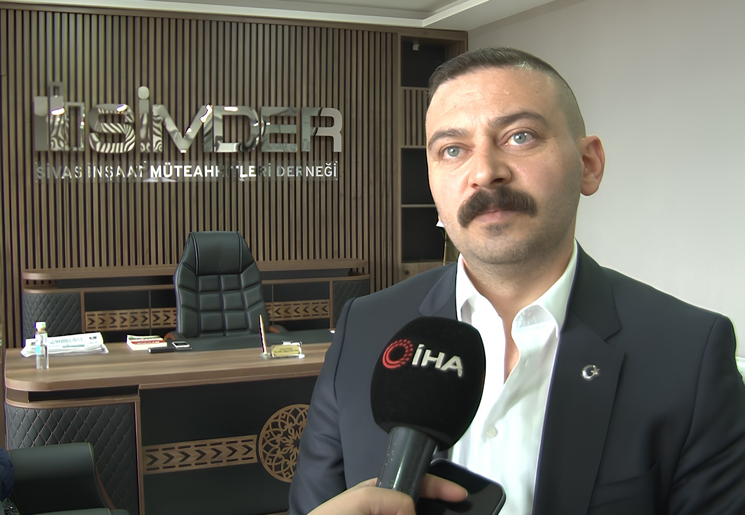 PARA FAİZE GİDİYOR EMLAK SATIŞLARI DÜŞTÜ