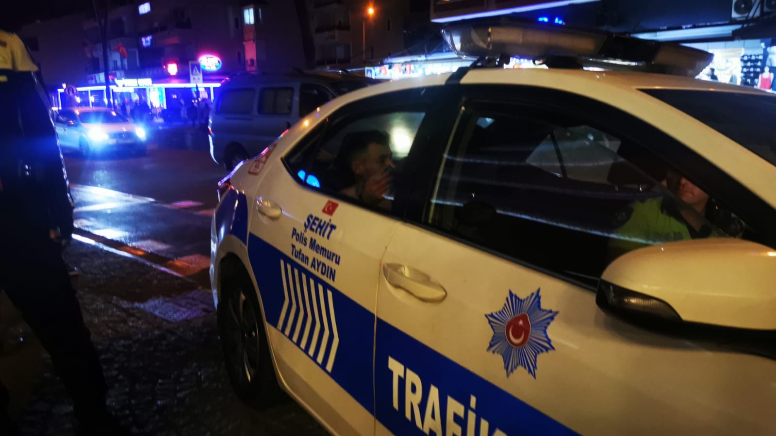 İngiliz Çiftin Tartışması Kanlı Bitti: 1 Ağır Yaralı
