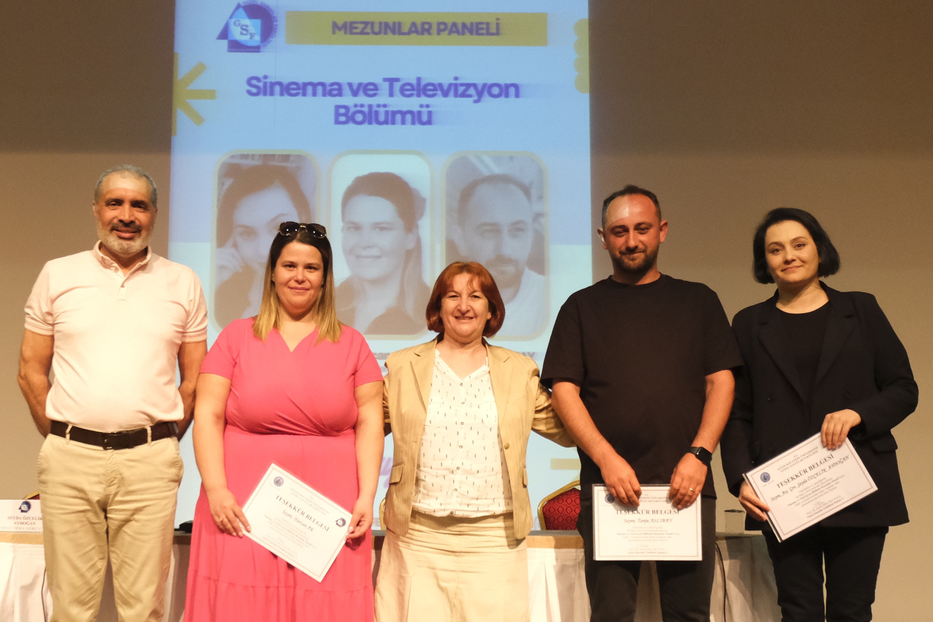 Ev Sahipliğini GSF Yaptı AKÜ'de Mezunlar Paneli Düzenlendi
