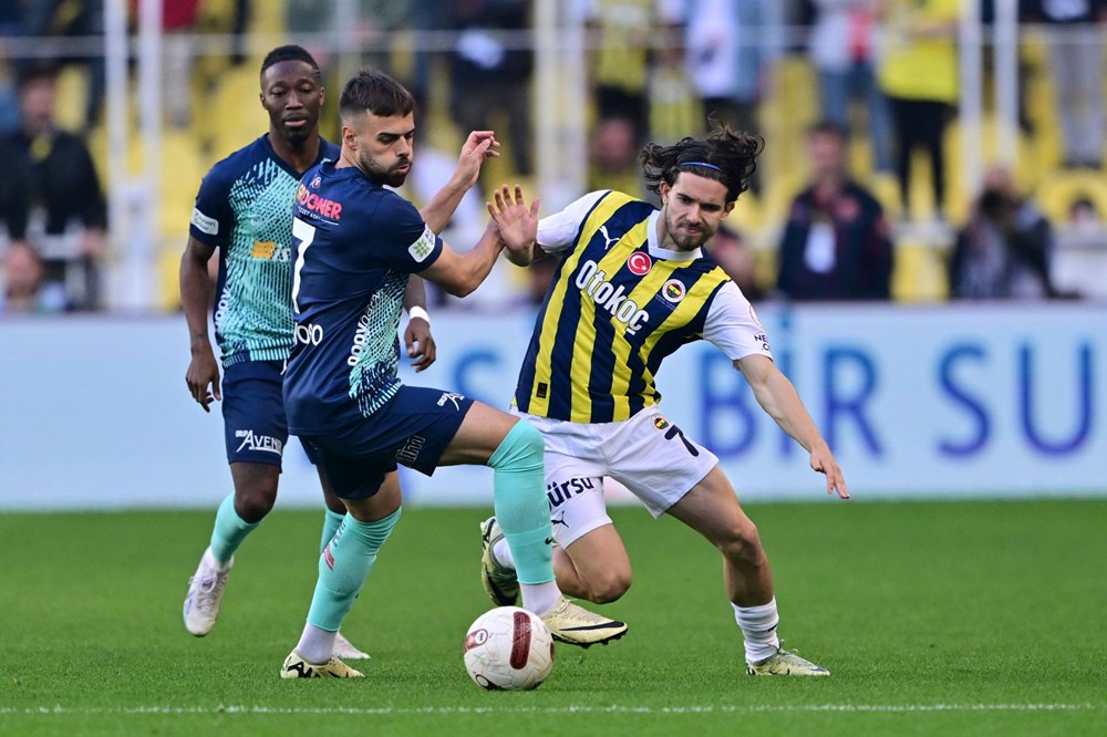 Süper Lig'de Şampiyonluk Yarışı Son İki Haftaya Kaldı