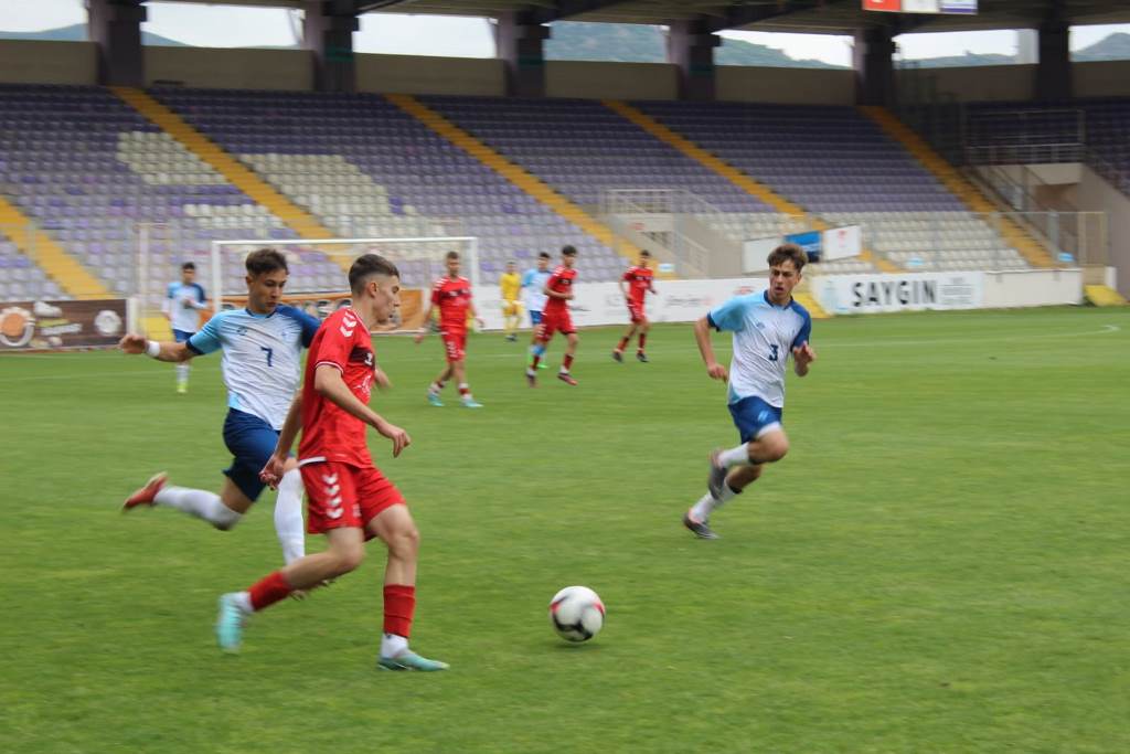 U-16'LARIN TÜRKİYE ŞAMPİYONU SELÇUKLU OLDU