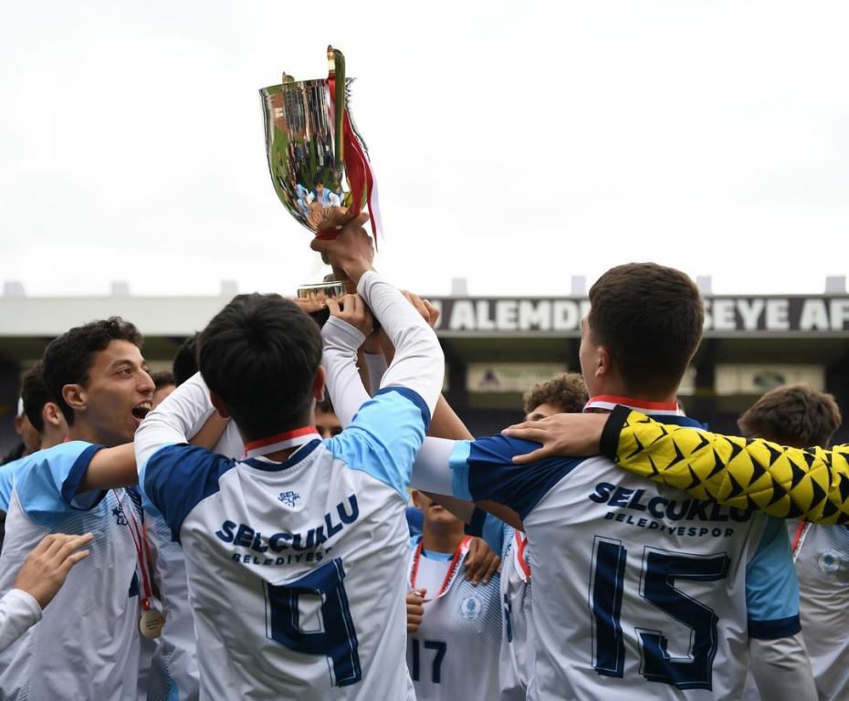 U-16'LARIN TÜRKİYE ŞAMPİYONU SELÇUKLU OLDU