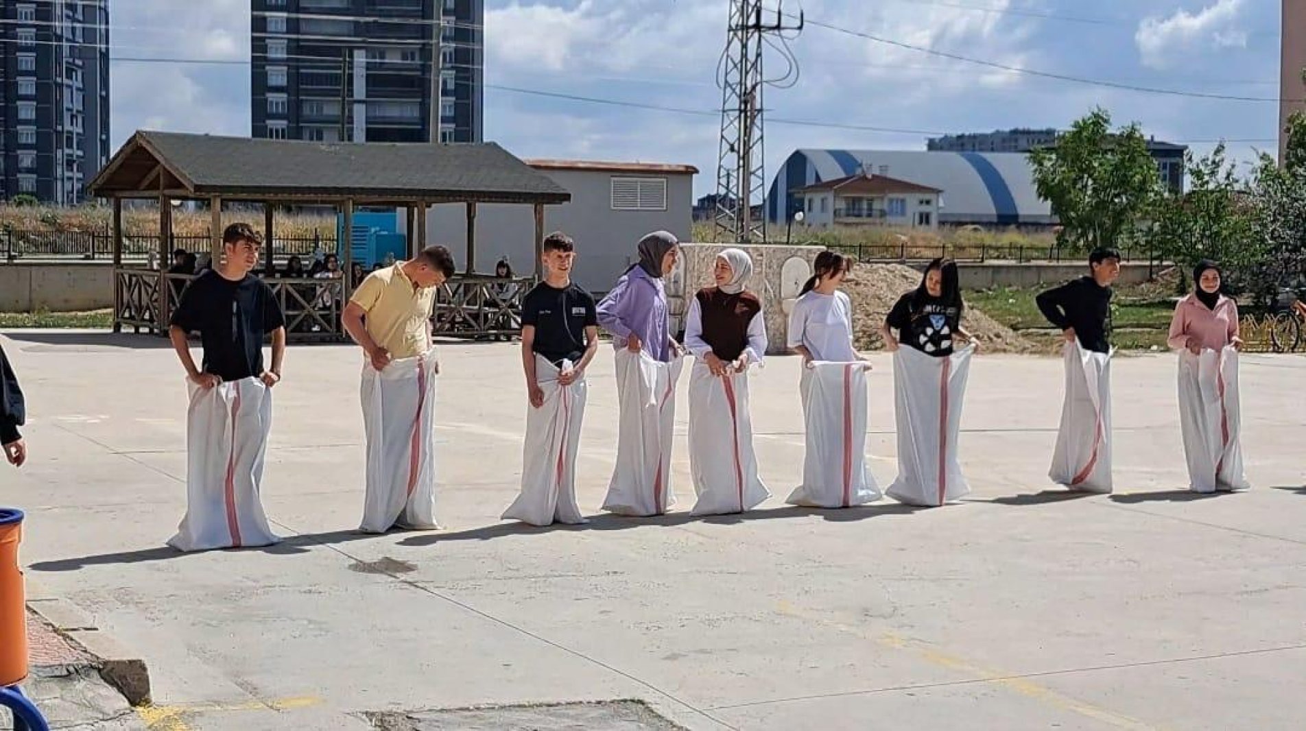 Sünnetci Öğrencilerle Doyasıya Eğlendi