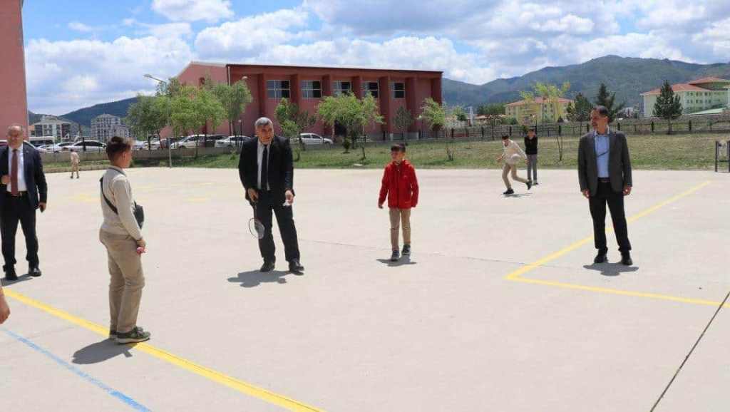 MİRAÇ SÜNNETCİ YATILI BÖLGE ORTAOKULUNU ZİYARET ETTİ