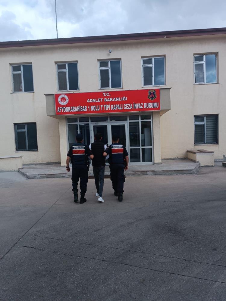 Aranan şahıs Çobanlar’da yakalandı