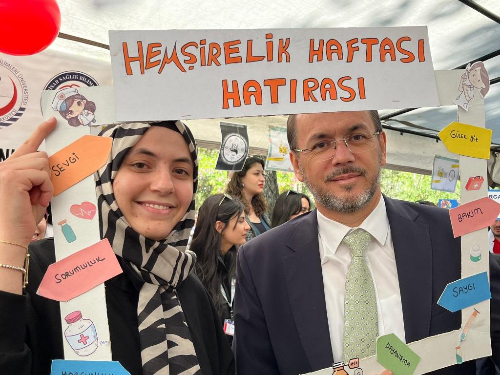 AFSÜ ALTINCI YAŞINI KUTLUYOR!
