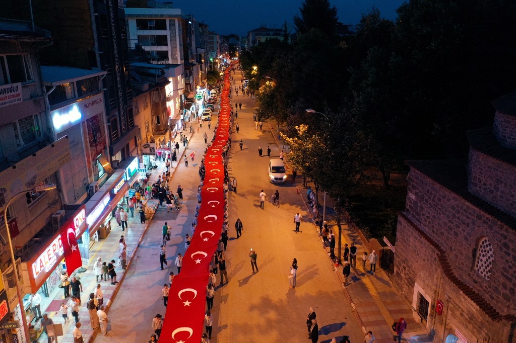 GENÇLİK YÜRÜYÜŞÜNDE BULUŞALIM