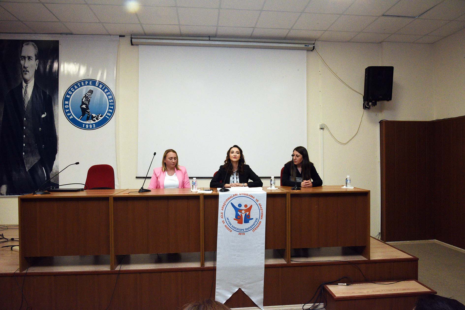 “İş Hayatında Kadınlar ve İlham Veren Başarı Hikayeleri II” Konulu Söyleşi Programı Gerçekleştirildi
