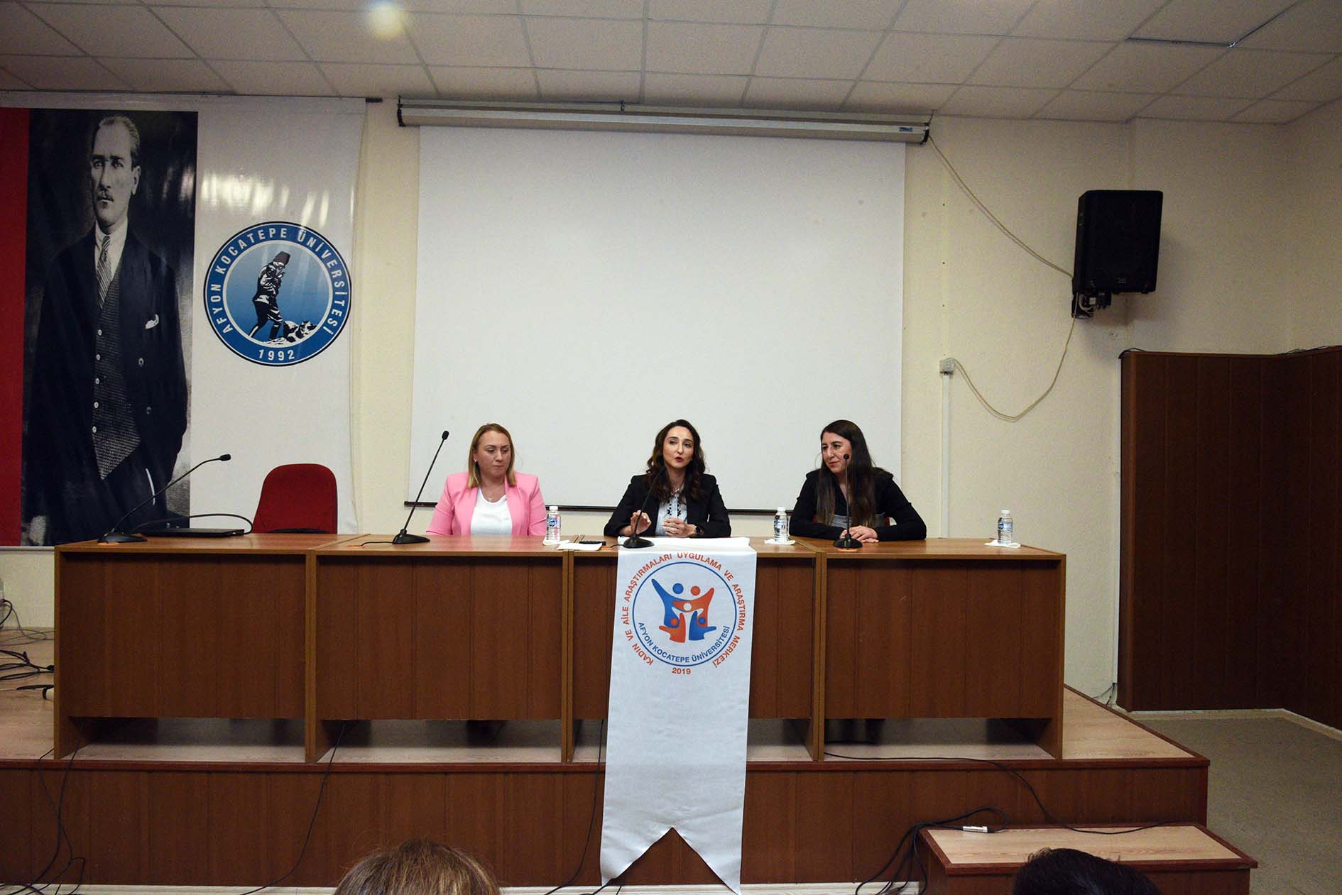 “İş Hayatında Kadınlar ve İlham Veren Başarı Hikayeleri II” Konulu Söyleşi Programı Gerçekleştirildi