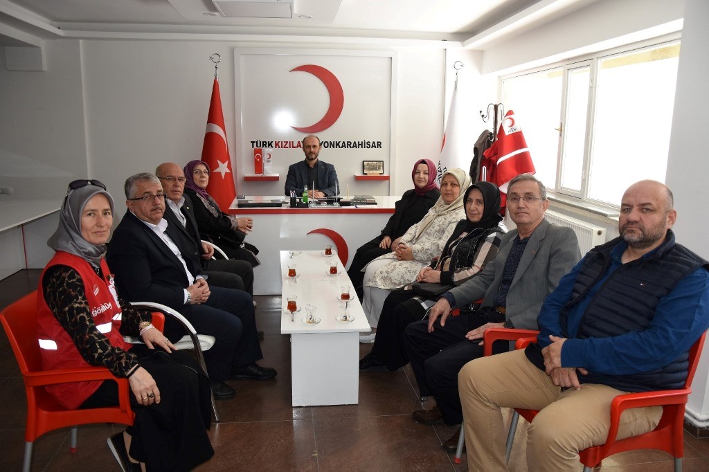AK PARTİ İL TEŞKİLATI KAN BAĞIŞINDA BULUNDU