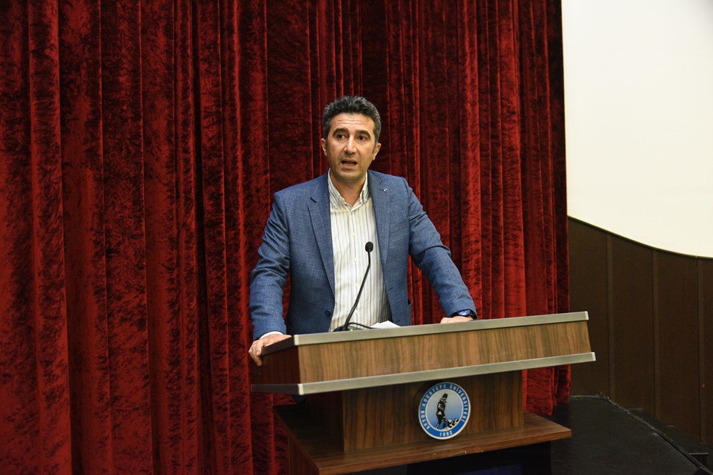"TEKNOVİZYON" TEMALI KONFERANS DÜZENLENDİ