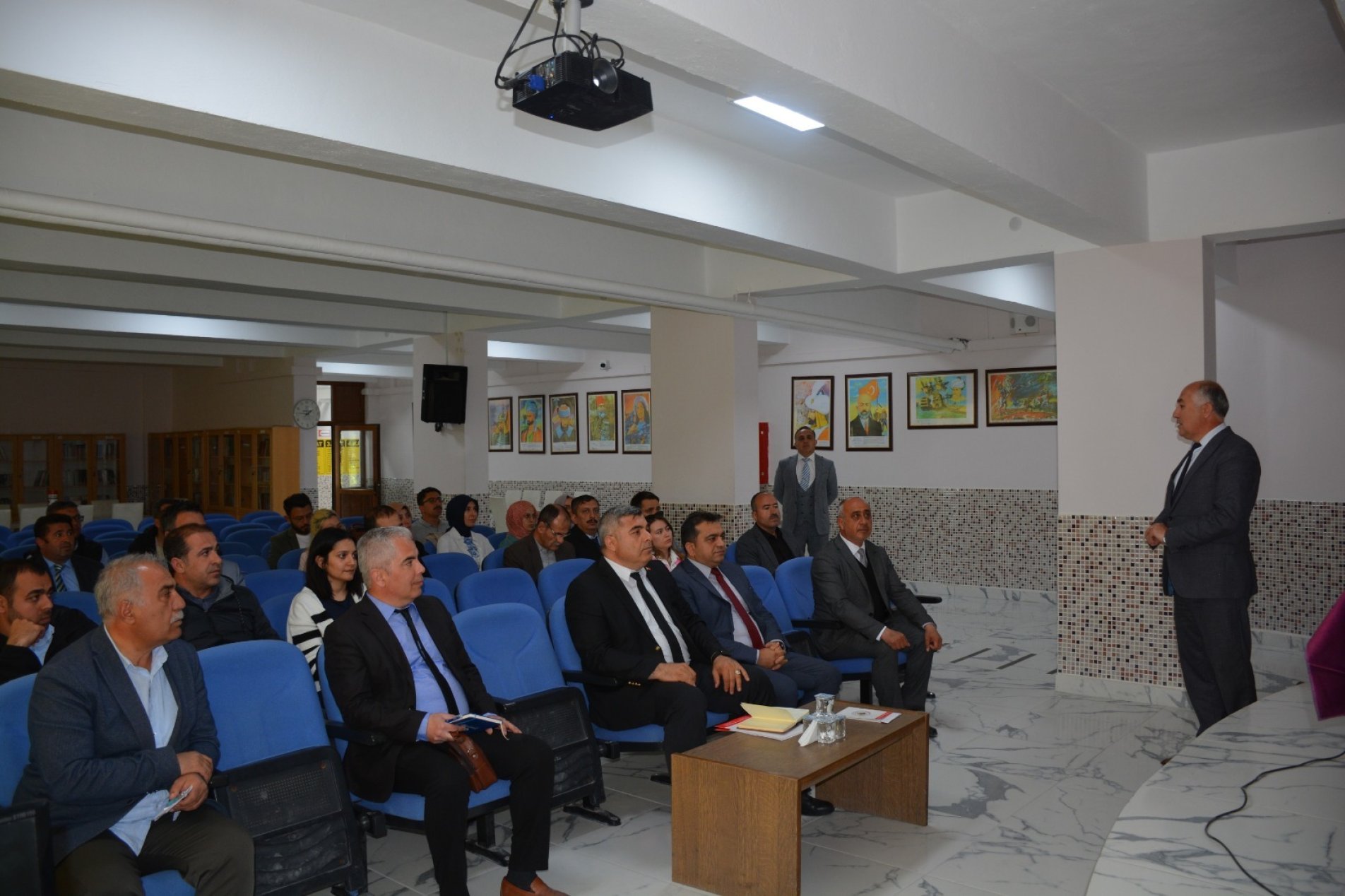 Miraç Sünnetci  LGS ve YKS Değerlendirme Toplantısına Katıldı