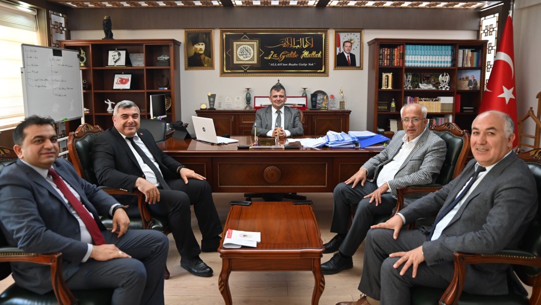 Müdür Sünnetci  Emirdağ Belediye Başkanını Ziyaret Etti