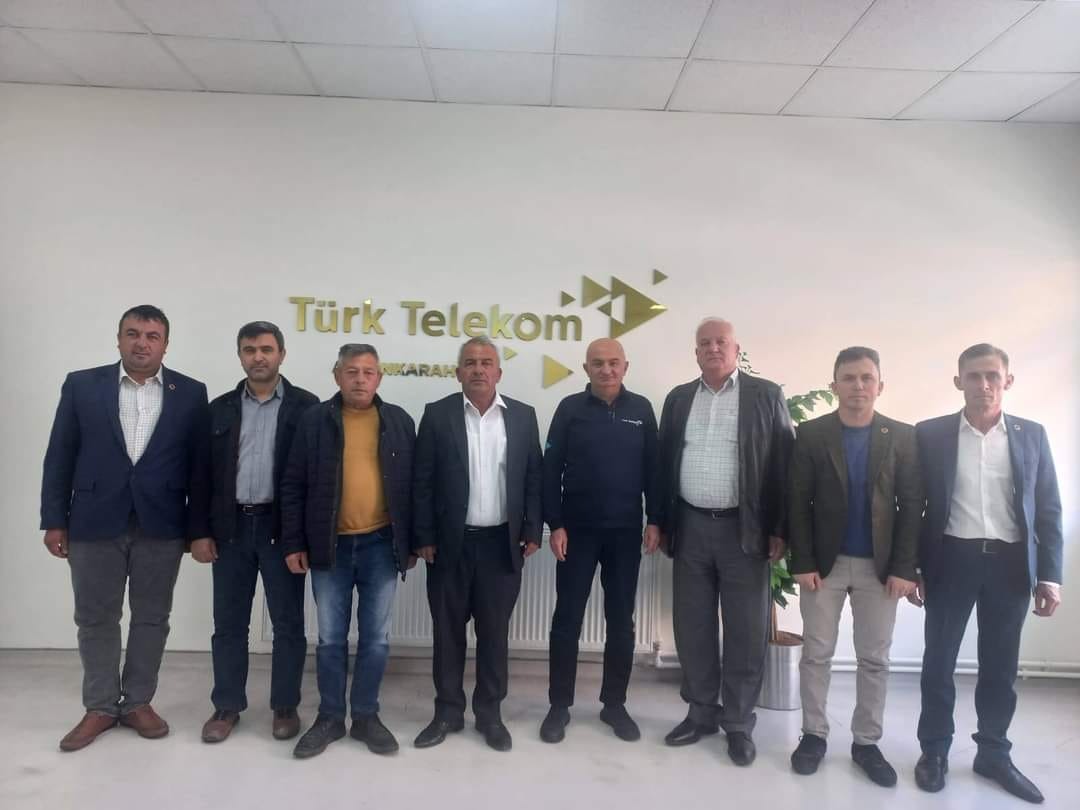 Taşoluk’ta İnternet ile İlgili Altyapı Sorunu Çözülüyor