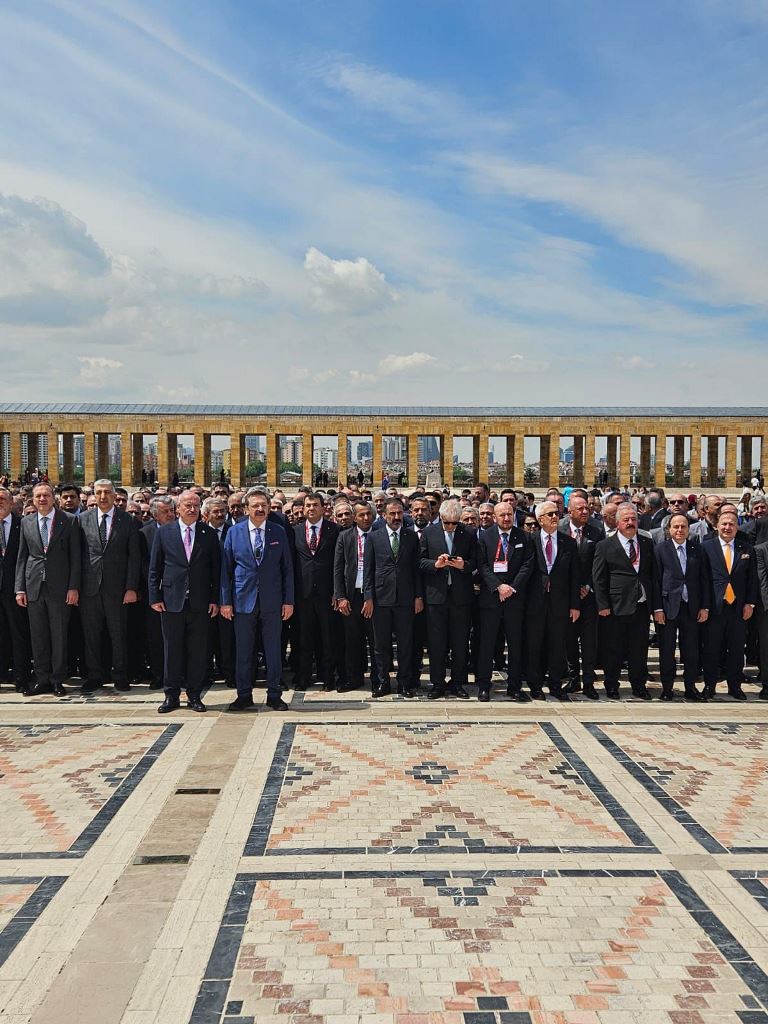 ODA-BORSA CAMİASI ATA'NIN HUZURUNA ÇIKTI