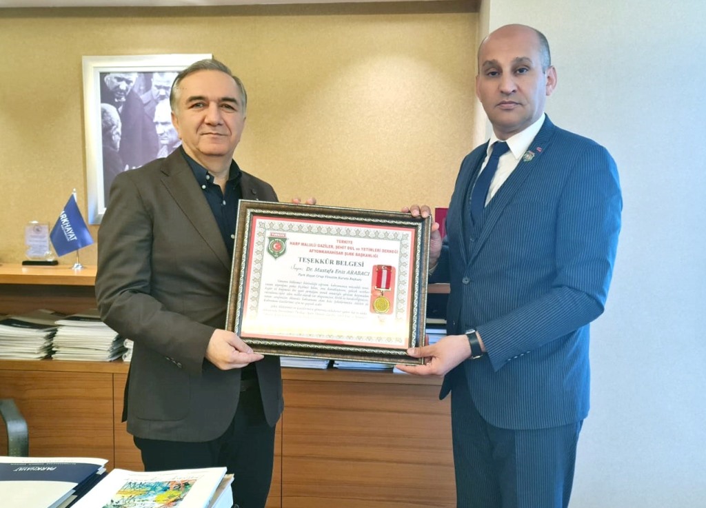 İŞ İNSANI ARABACI'YA EN ANLAMLI BELGE