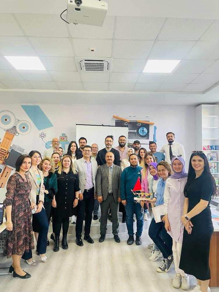 İleri Seviye STEM Eğitimi Tamamlandı