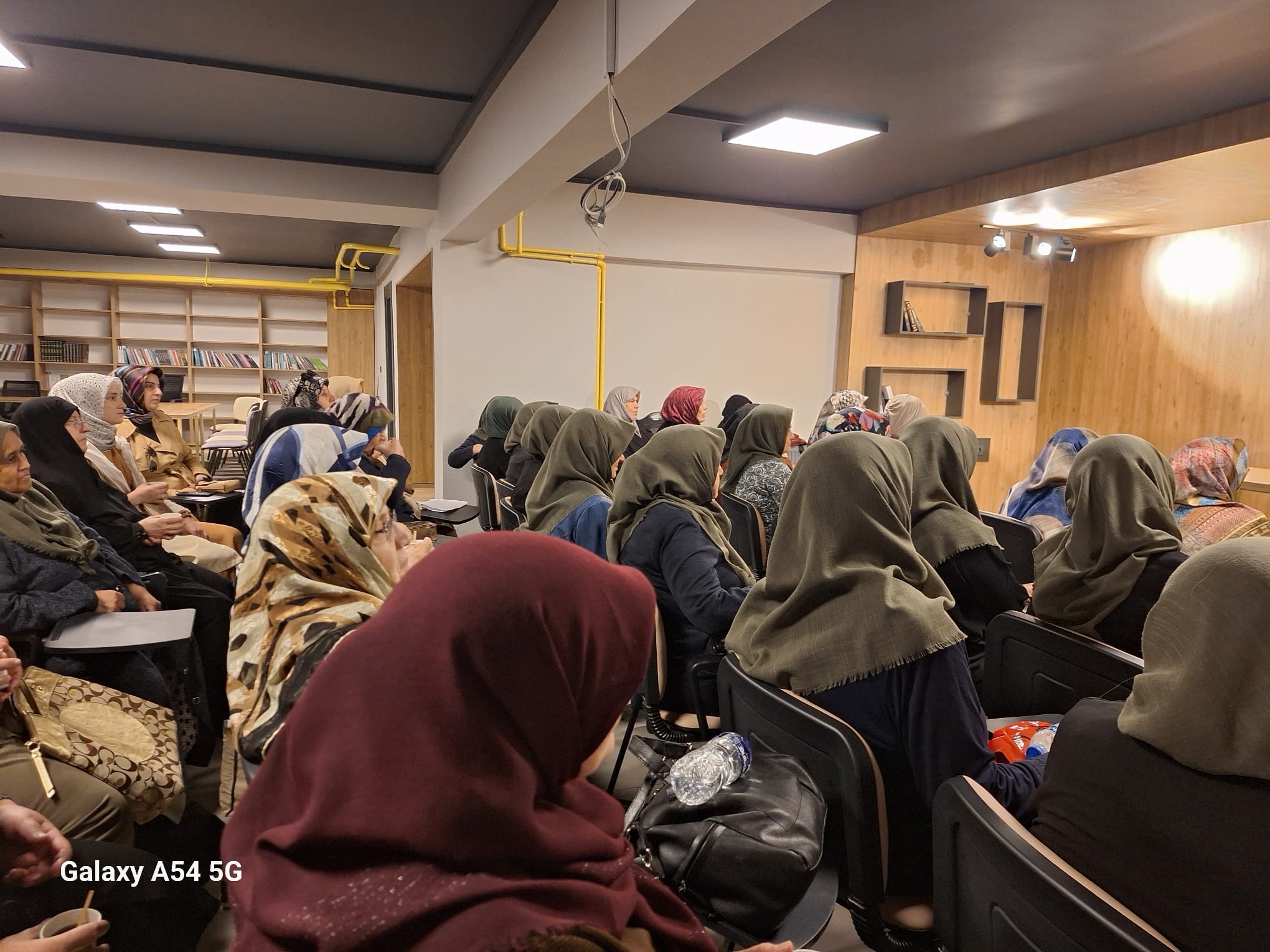 Aile Okulu Seminerleri Başladı