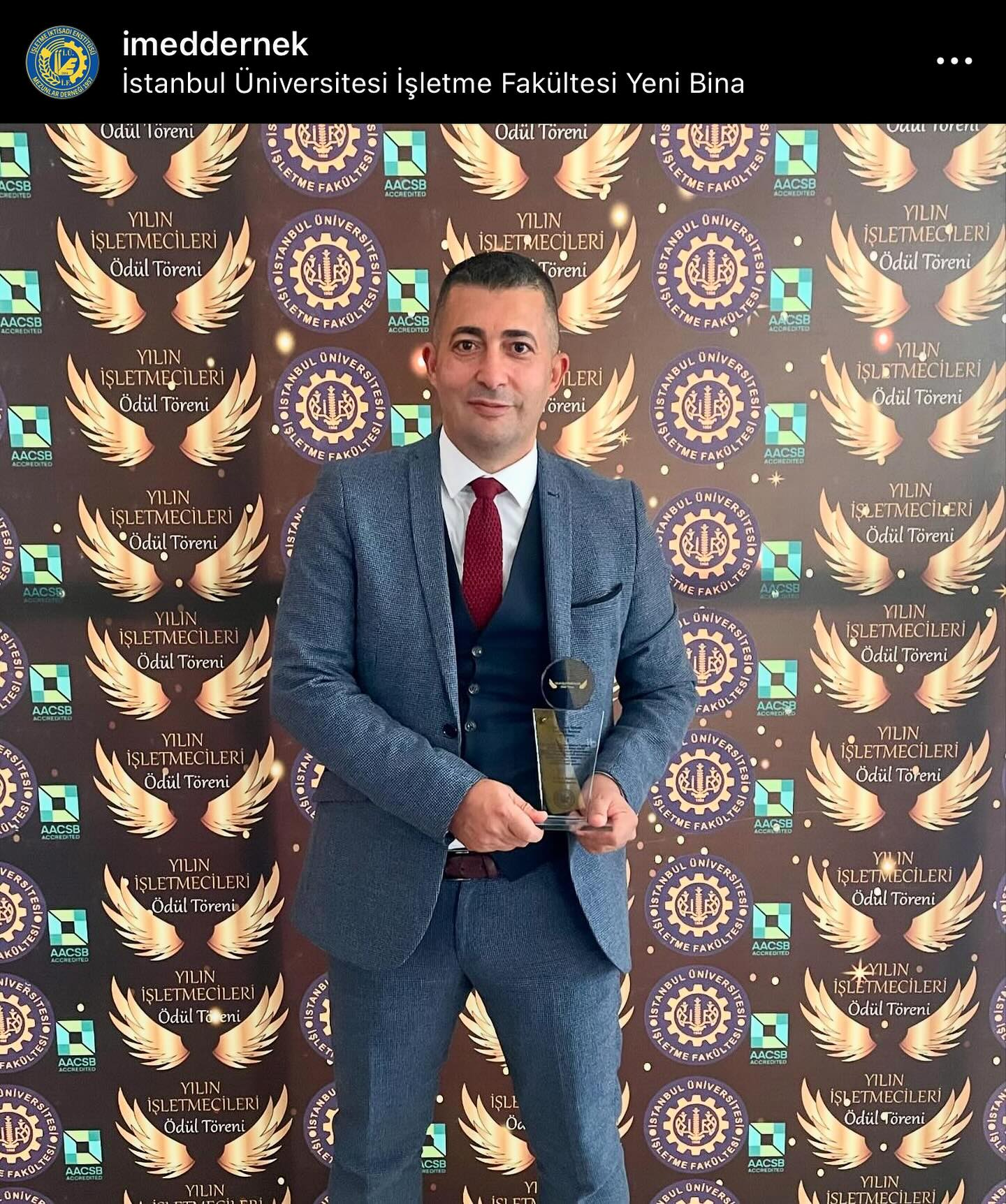 OEDAŞ Müdürü Cafer Demir, "Yılın İşletme İktisadi Enstitüsü Mezunu" Ödülünü Aldı
