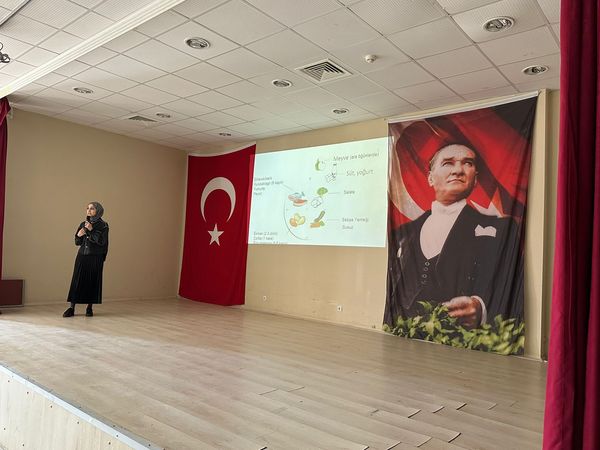 Afyonkarahisar’da 1526 Öğretmene Eğitim Verildi