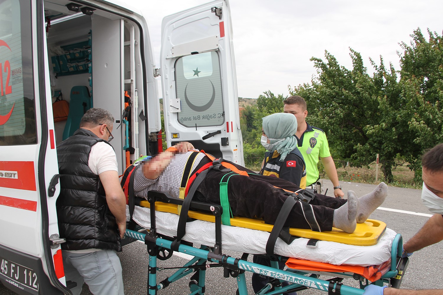 Transit ile Otomobil Çarpıştı: 1 Ağır Yaralı  Otomobil sürücüsü kazada ağır yaralandı