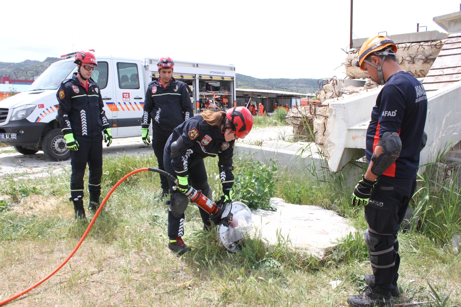 AFAD Bünyesinde ‘Depremde Arama ve Kurtarma Eğitimleri’ Sürüyor