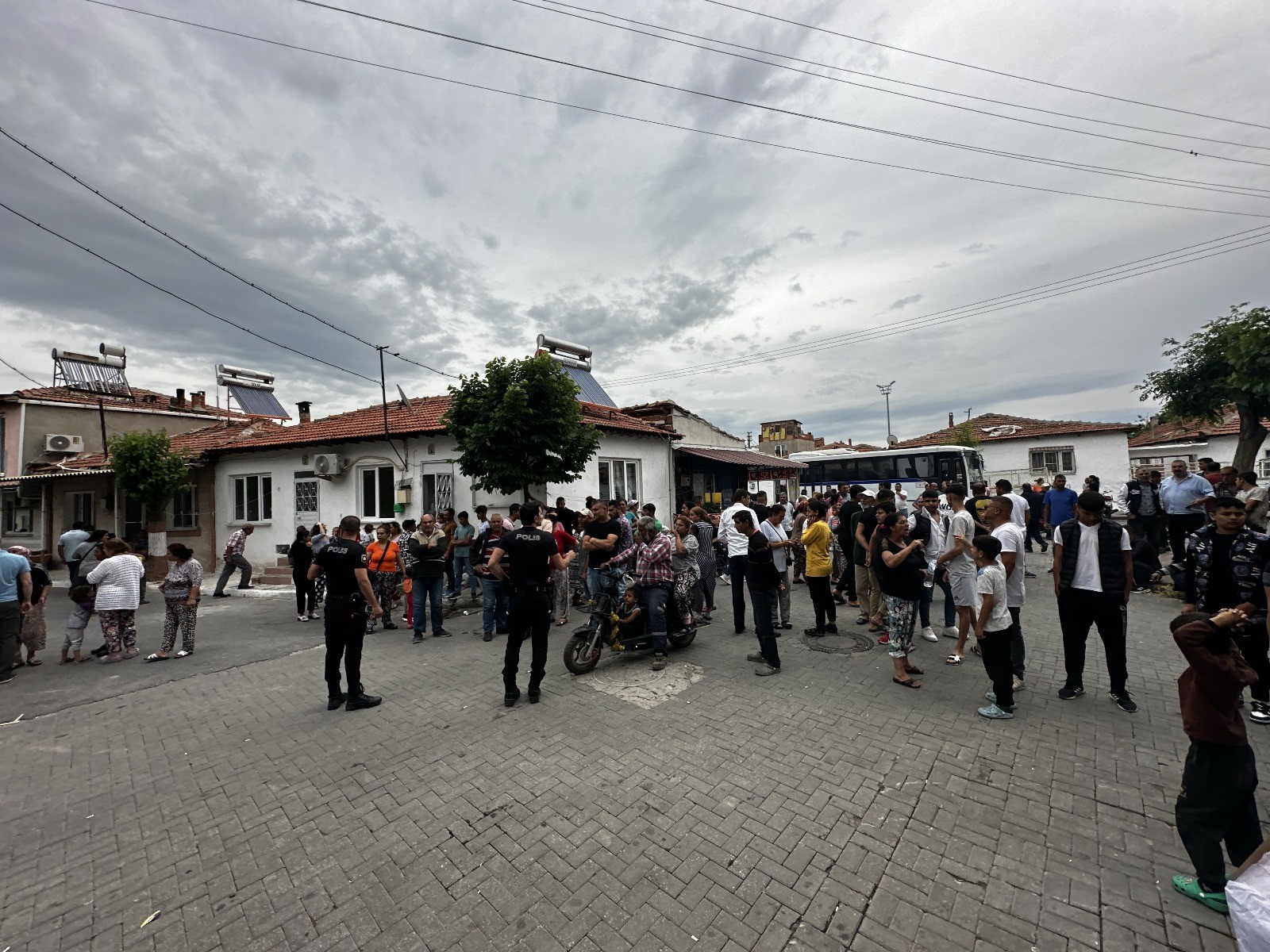 Büyüyen Tartışmada Kan Döküldü: 1 Ölü