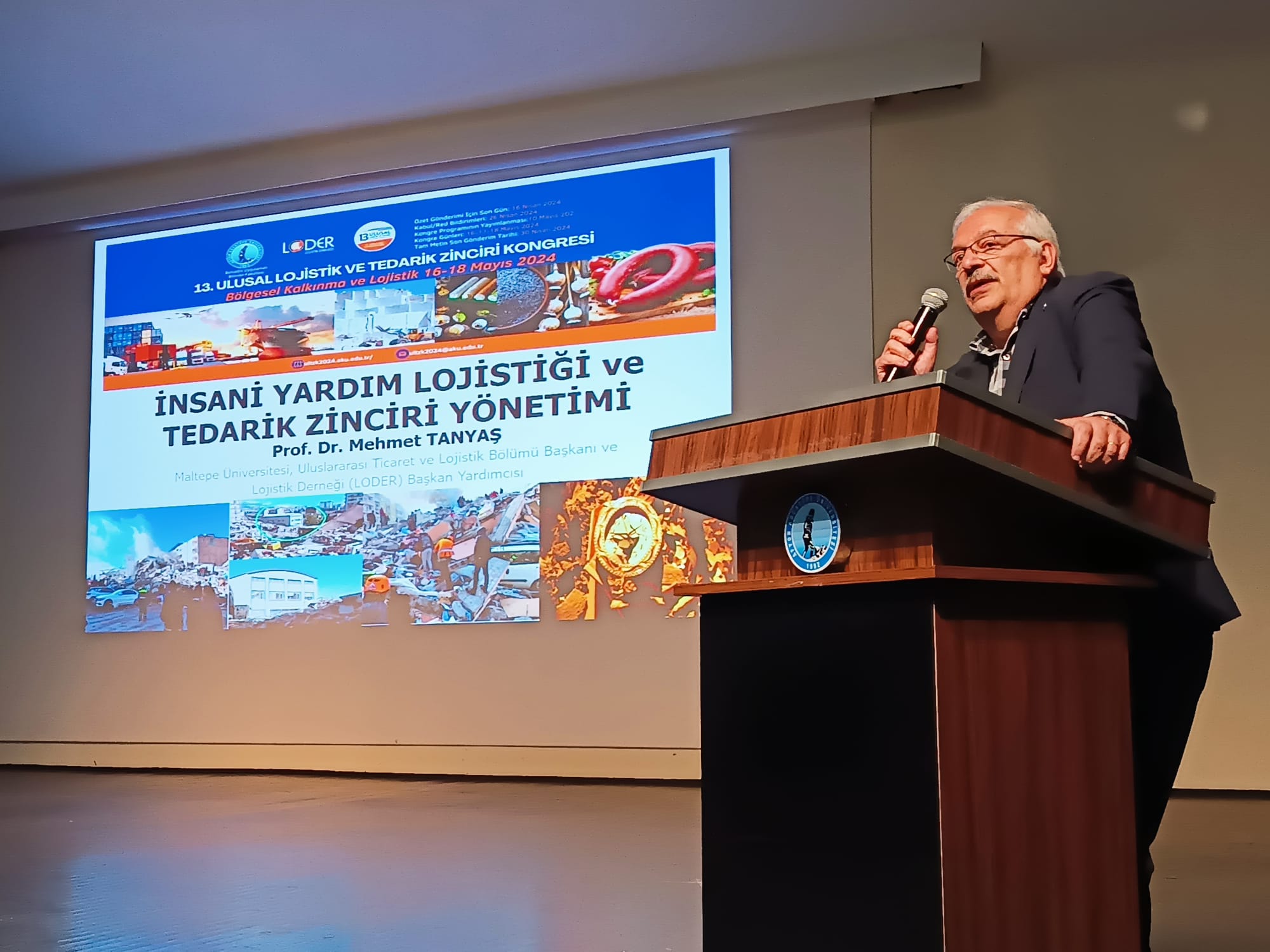 AKÜ'de Konferansta Konuşan Prof. Dr. Tanyaş: "Lojistiği Sağlayan Kriterlere Uygun Hareket Etmek Gerekiyor"