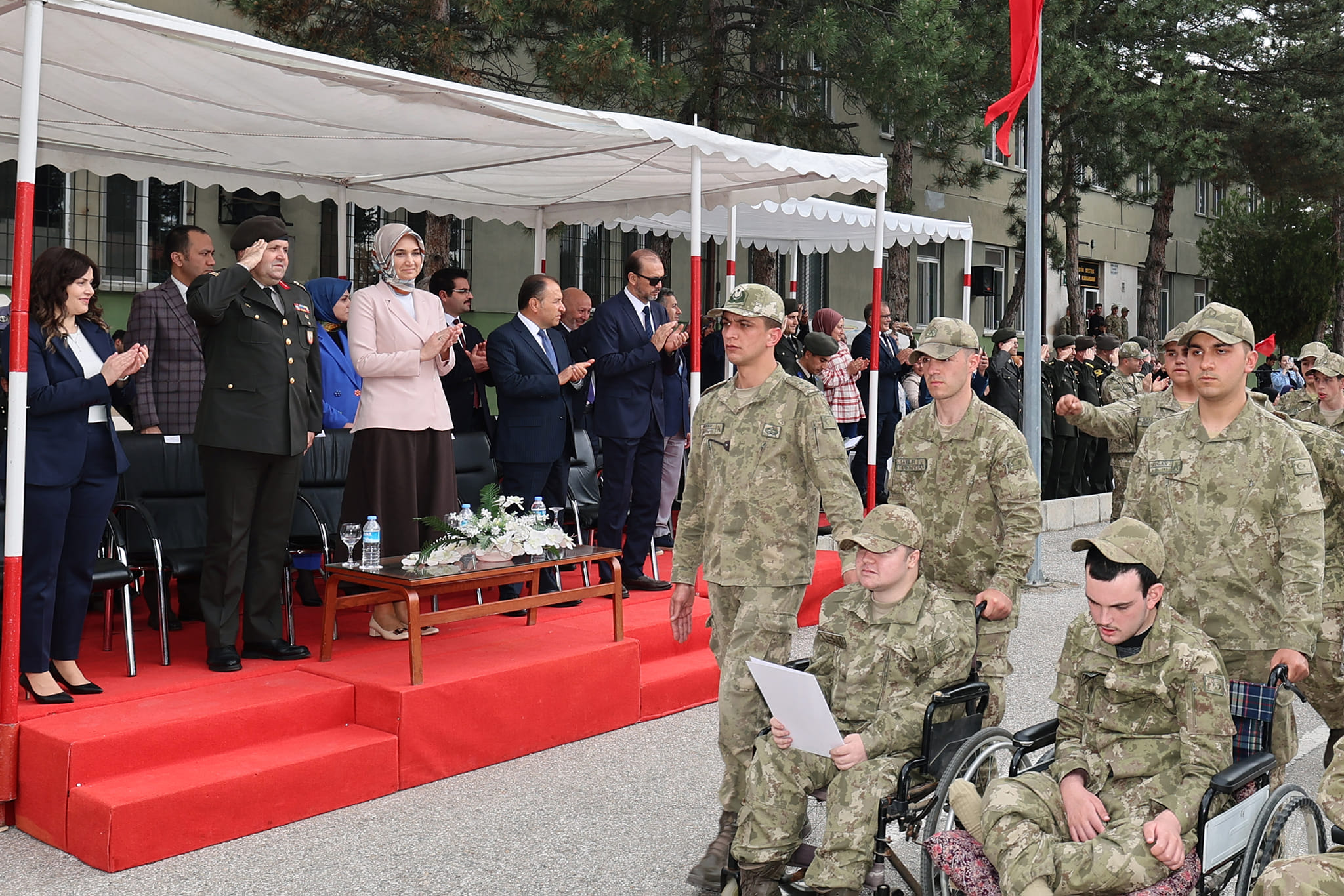 Devlet Ana 'Yemin Töreni'ne Katıldı