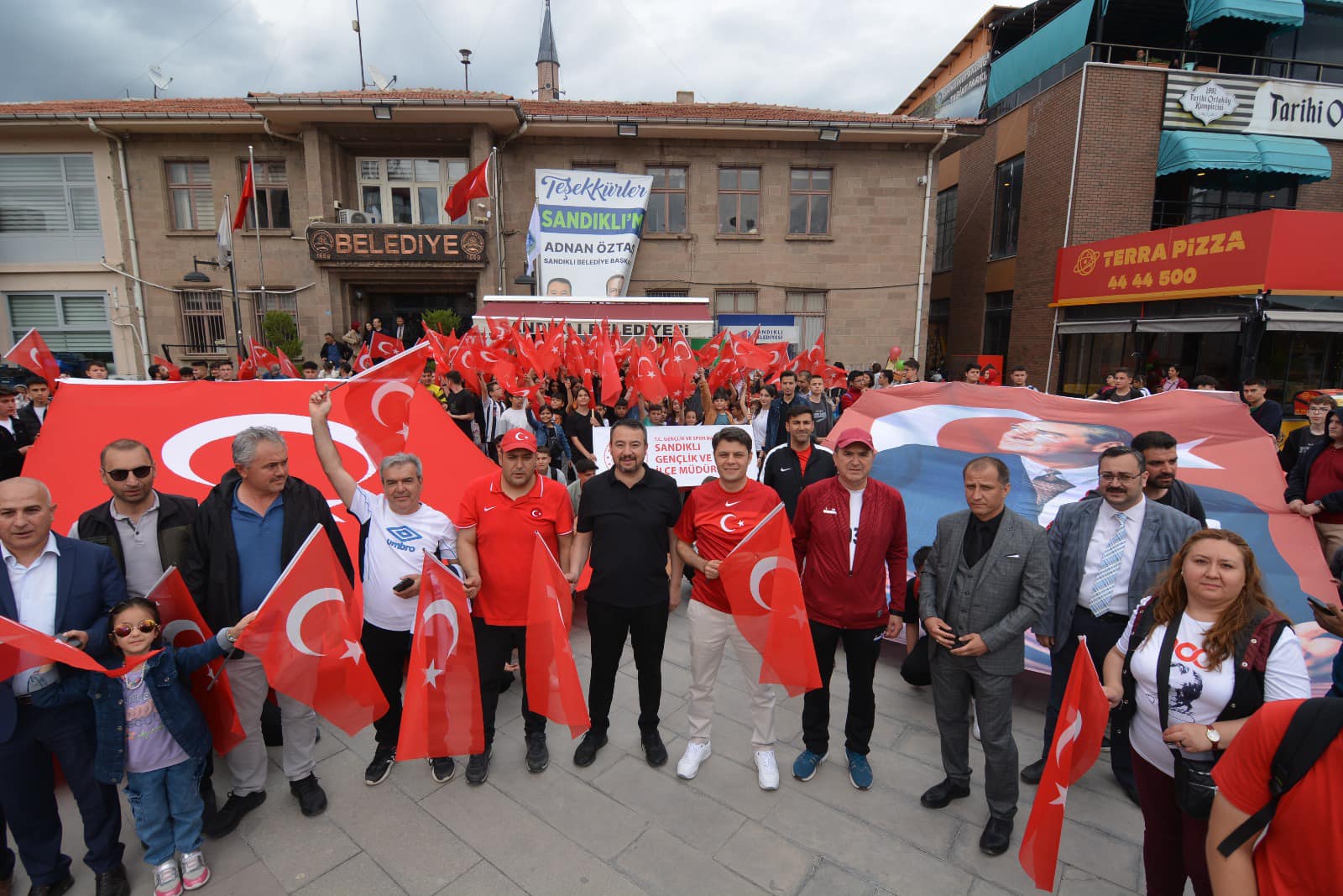 Sandıklı’da Gençlik Haftası Kapsamında Coşku Dolu Anlar Yaşandı