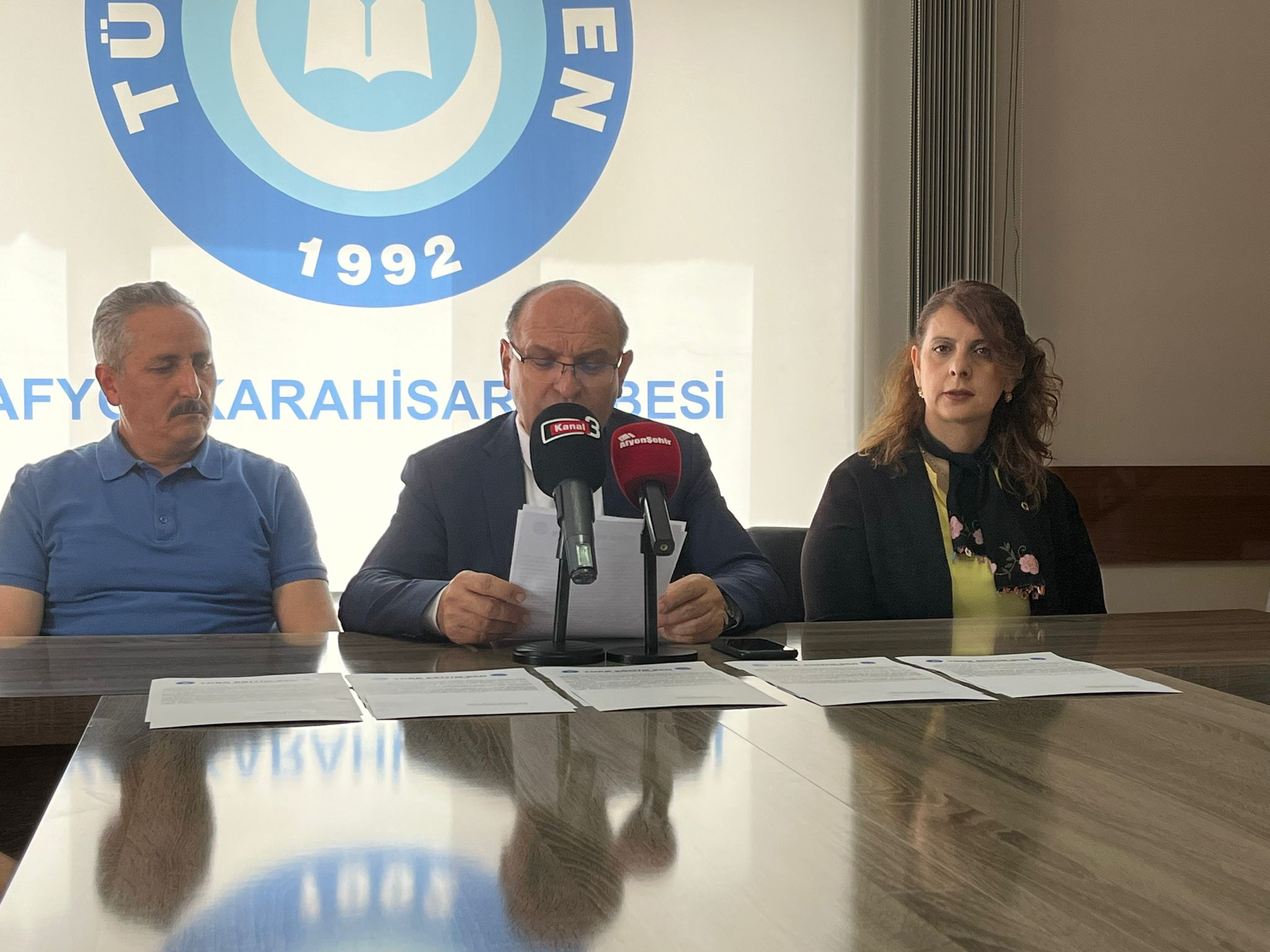 ÖĞRETMENLİK MESLEĞİNE İLİŞKİN KAYGILAR ORTADAN KALDIRILMALI"