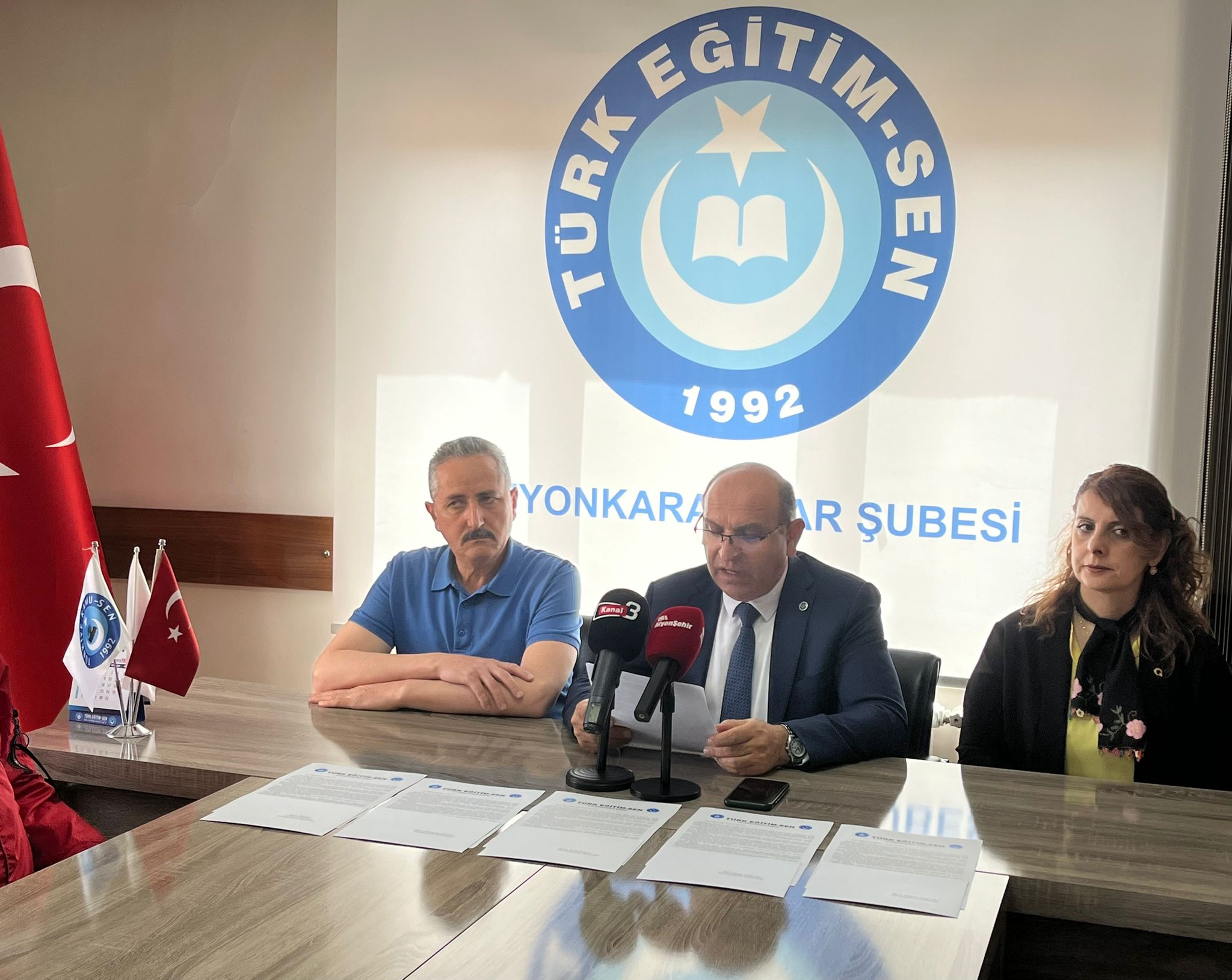 ÖĞRETMENLİK MESLEĞİNE İLİŞKİN KAYGILAR ORTADAN KALDIRILMALI"