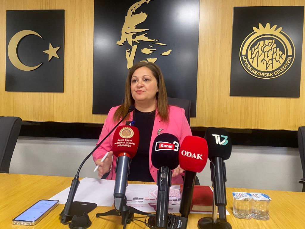 "DAHA GÜZEL BİR AFYONKARAHİSAR İÇİN UĞRAŞIYORUZ "