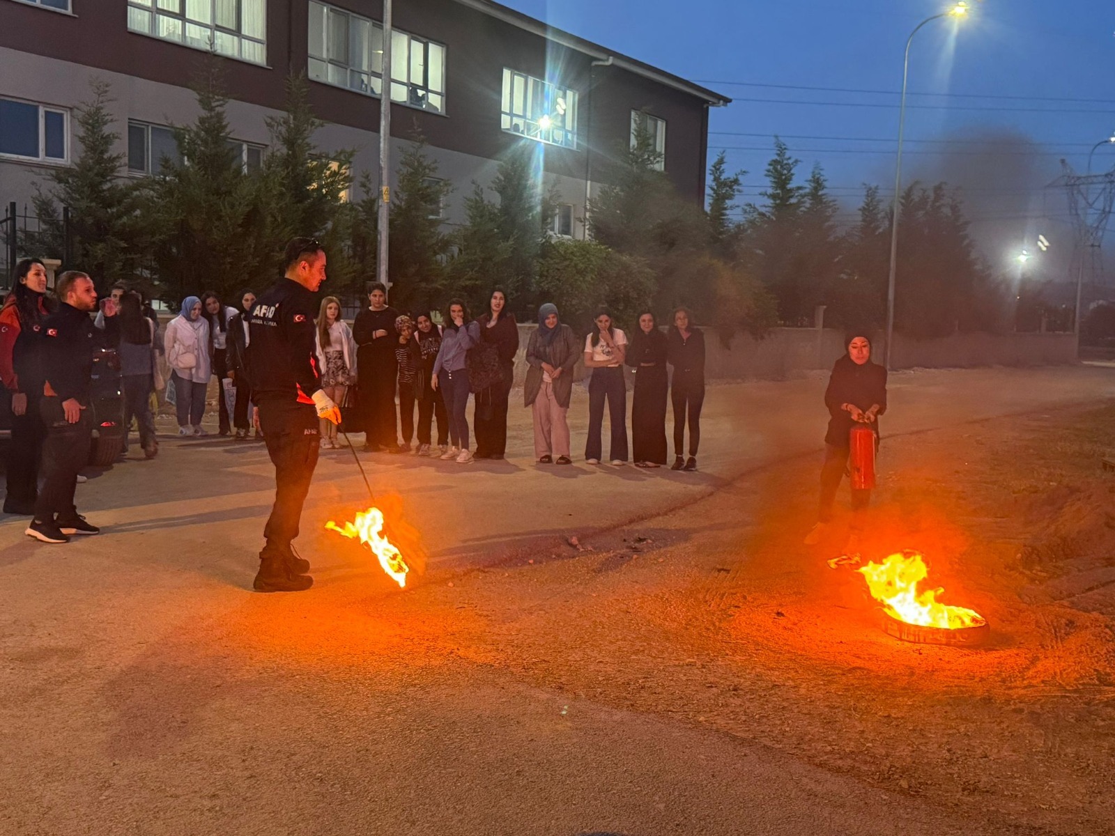 DESTİNE HATUN YURT MÜDÜRLÜĞÜNDE AFET FARKINDALIK EĞİTİMİ 