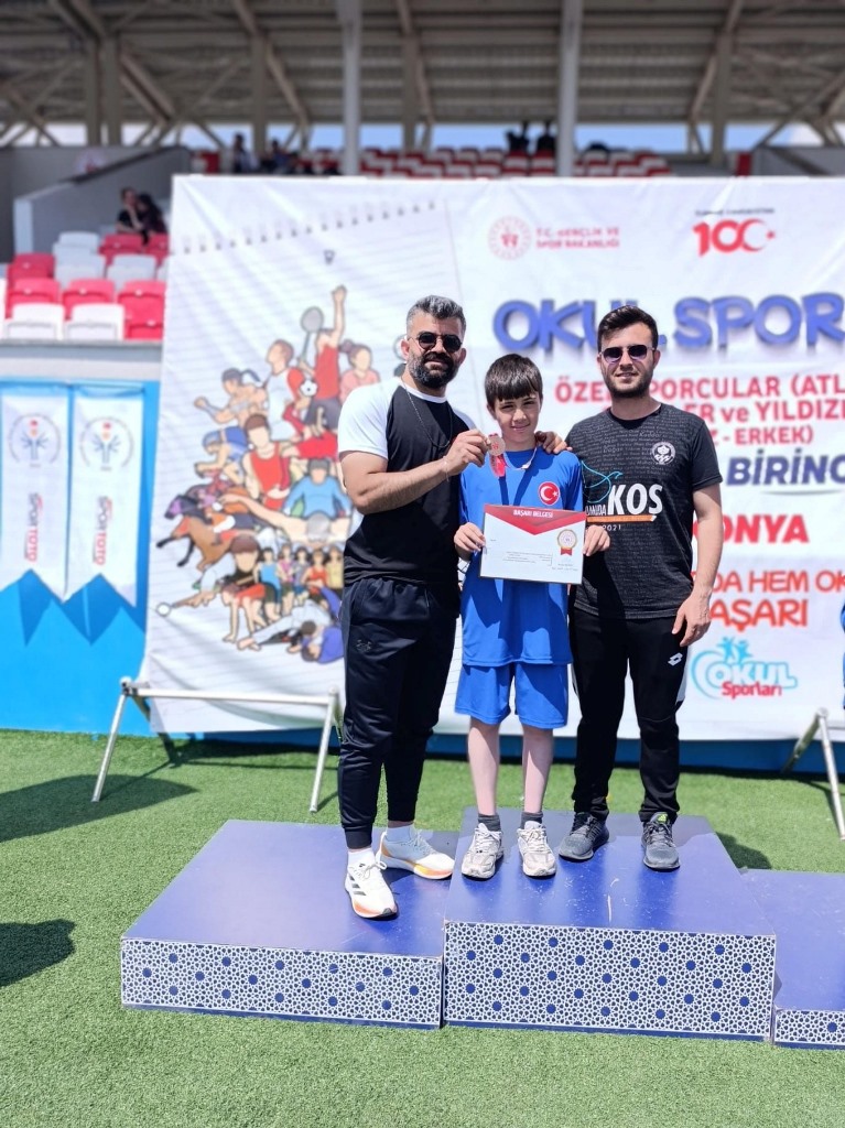 ÖZEL SPORCULAR KONYA'DA 4 MADALYA KAZANDI