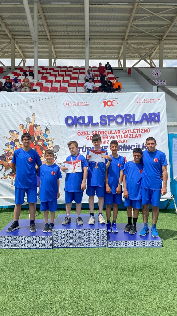 ÖZEL SPORCULAR KONYA'DA 4 MADALYA KAZANDI