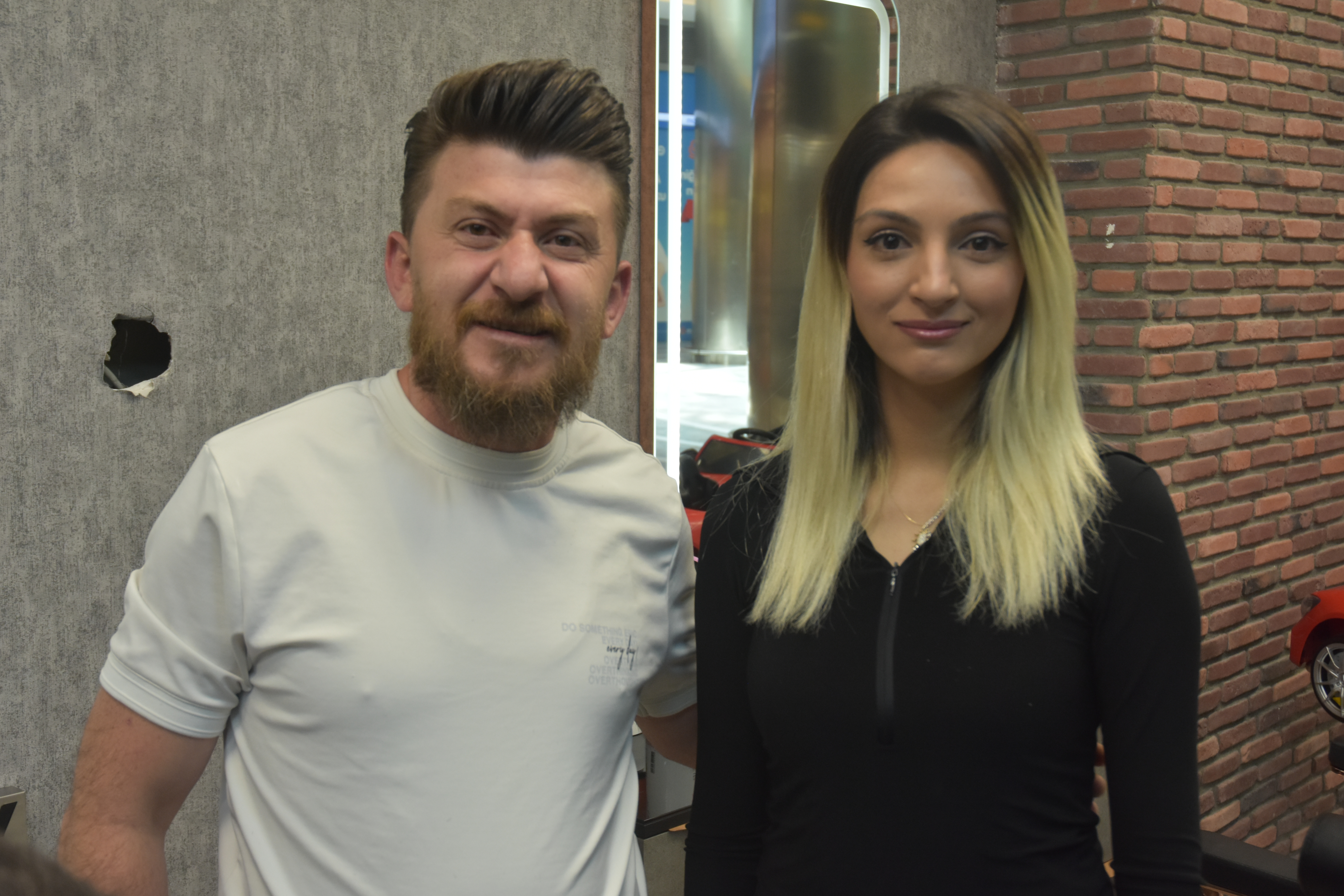 Bayan Kuaförü Çiğdem Usta Saç-Sakala da El Attı! 15 yıllık bayan kuaförü: "Berberlikte yeni olduğum için müşteriler beni görünce şaşırıyor”