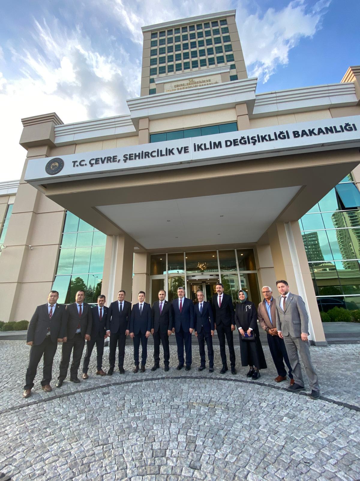 AK Parti Afyon'daki Yatırımların Takipçisi Olacak