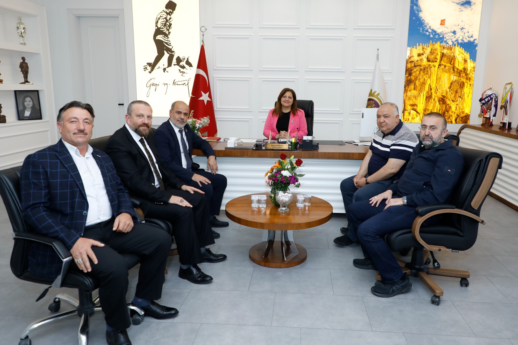 Başkan İşlek ve Heyeti Topuklu Efe'yi Ziyaret Etti