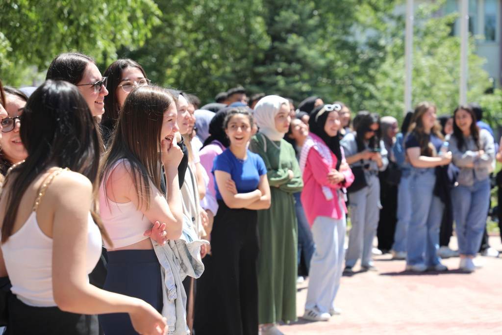ZAFER SAĞLIK KÜLLİYESİNDE AFSÜ GENÇFEST 2024 COŞKUSU