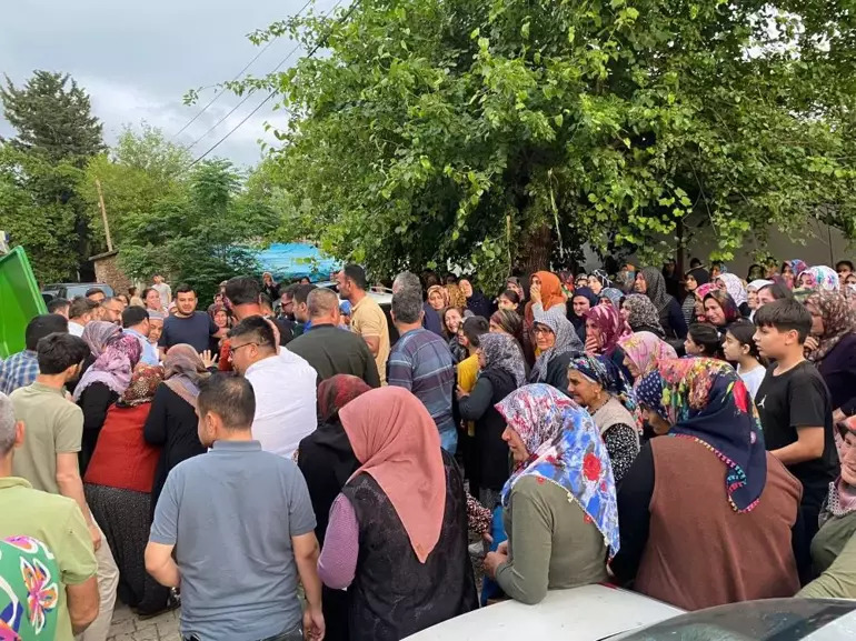 Son sözü 'Anne beni bir şey ısırdı' oldu! 5 yaşındaki çocuk hayatını kaybetti