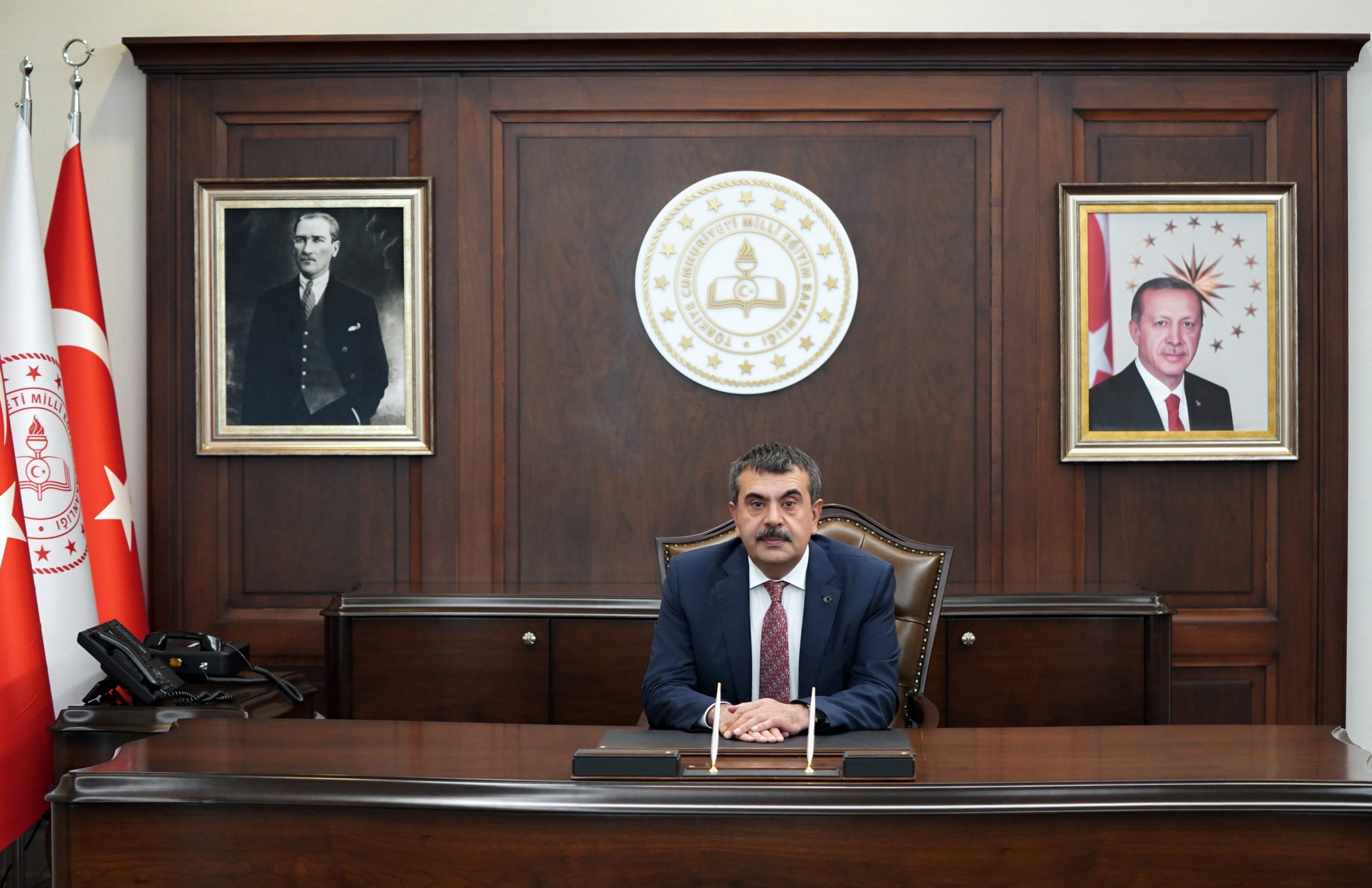 BAKAN TEKİN TAZİYE MESAJI YAYINLADI