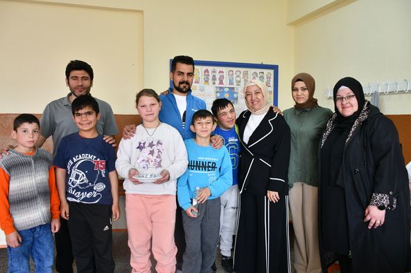 Başkan Seyhan Kılınçarslan Özel Eğitim Öğrencilerini Ziyaret Etti