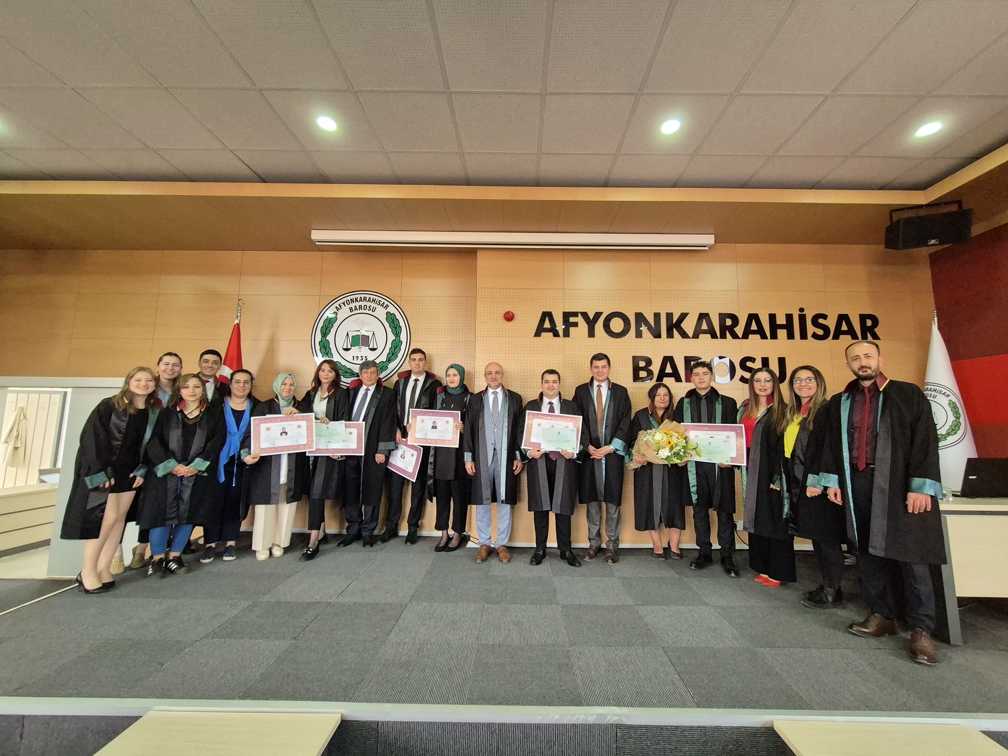 AFYON BAROSUNA RUHSATNAMELERİNİ ALARAK KATILDILAR