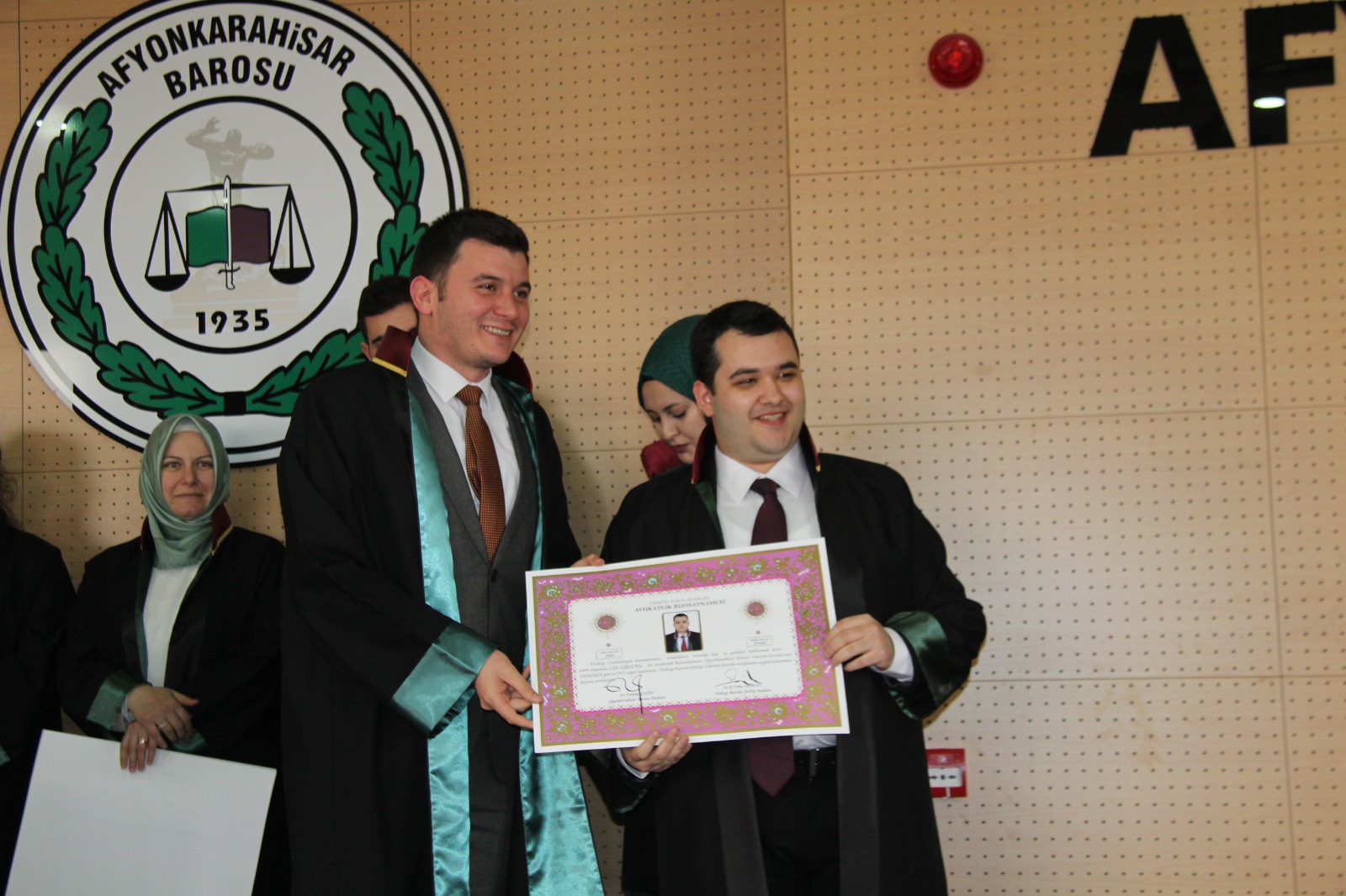 AFYON BAROSUNA RUHSATNAMELERİNİ ALARAK KATILDILAR