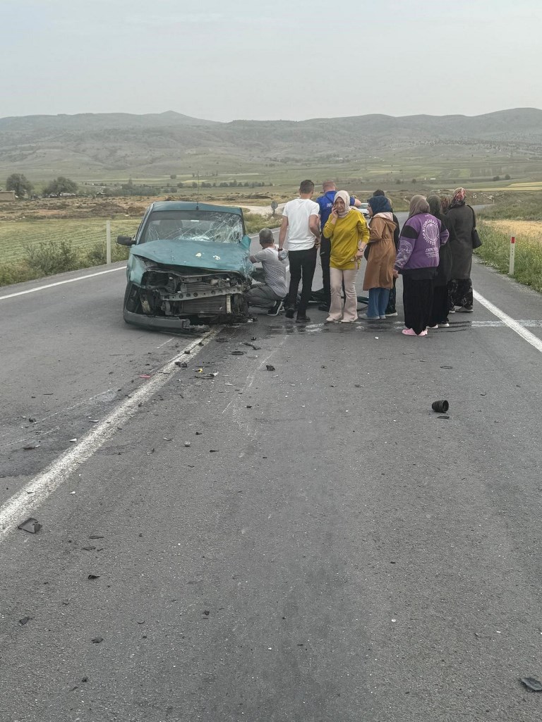 ÇOBANLAR'DA KAFA KAFAYA ÇARPIŞTILAR!