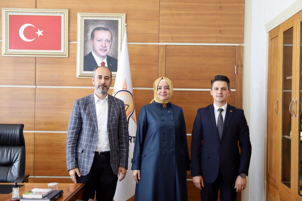 DAZKIRI  BELEDİYE BAŞKANI ÇİÇEK'TEN ANKARA ÇIKARMASI