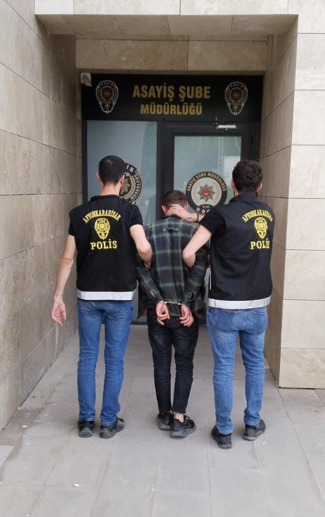 2 FARKLI DOSYADAN 10 YIL HAPİS CEZASI OLAN ŞAHIS YAKALANDI